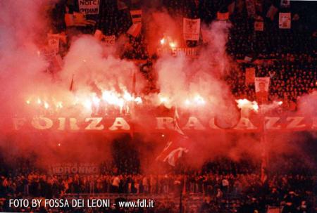 chof sma3 wydad katkhla3